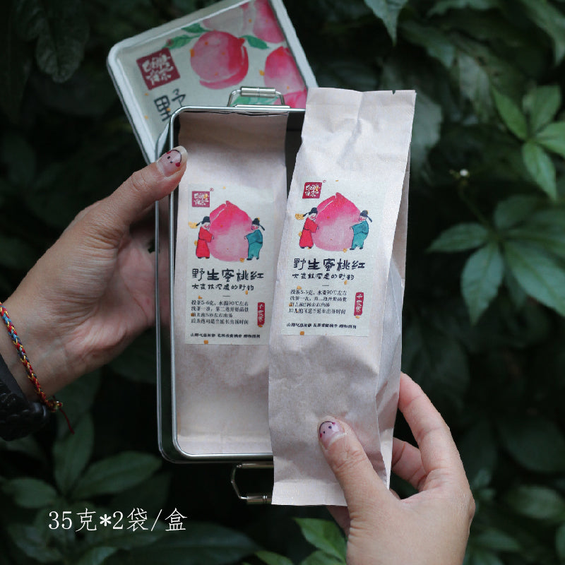 Chinese Wild Black Tea with Natural Peach Notes