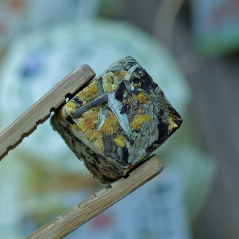 Osmanthus White Tea from Yunnan, China