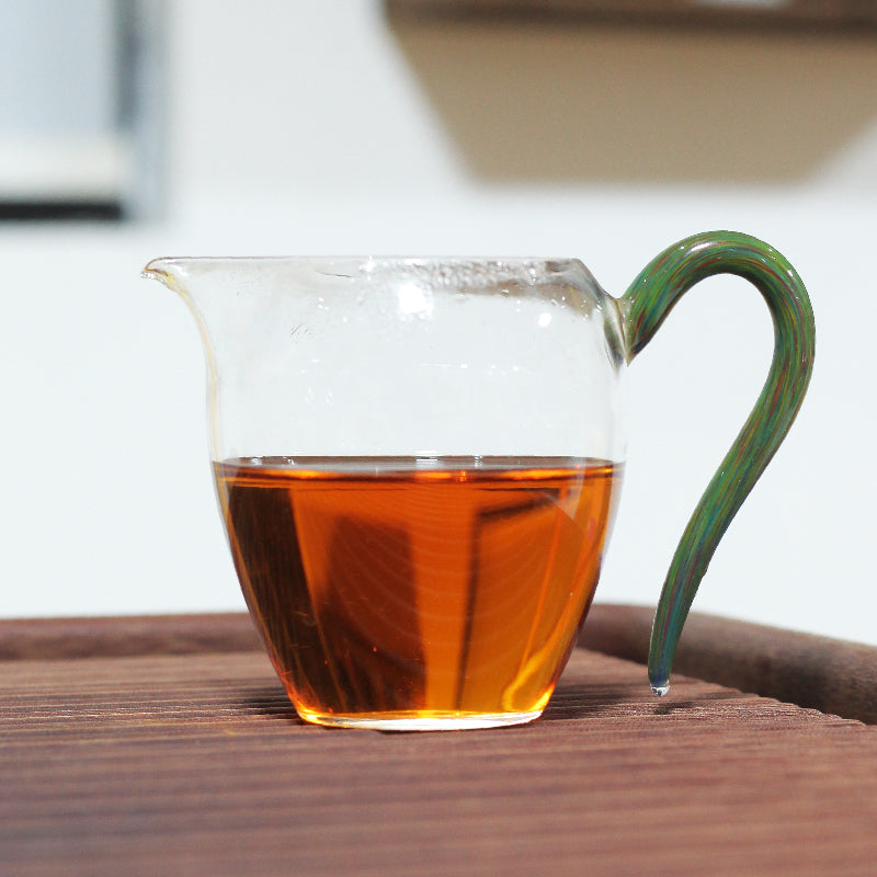 Wild Ancient Tree Black Tea from Yunnan, China – Peach Flavor